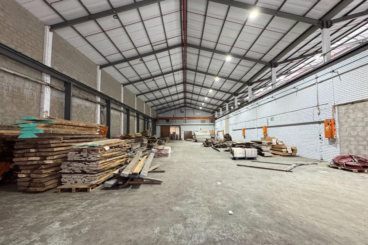 1,226m2 Industrial Warehouse To Let in Epping | Secure with 3-Phase Power - Photo 2