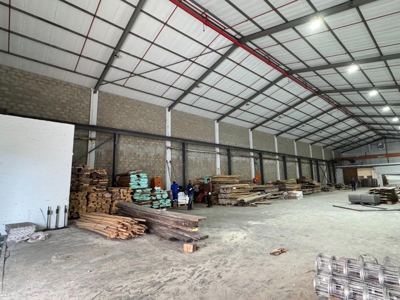 1,226m2 Industrial Warehouse To Let in Epping | Secure with 3-Phase Power - Photo 9
