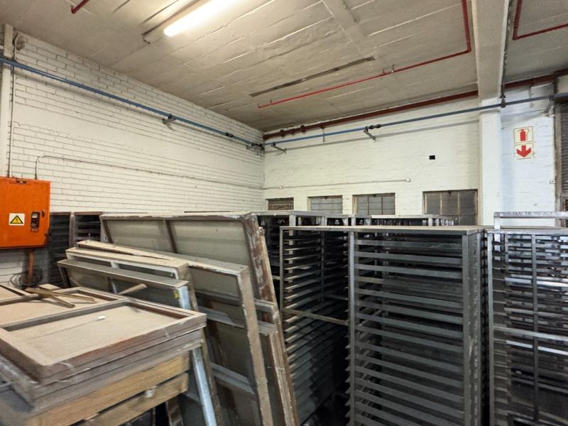 1,226m2 Industrial Warehouse To Let in Epping | Secure with 3-Phase Power - Photo 8