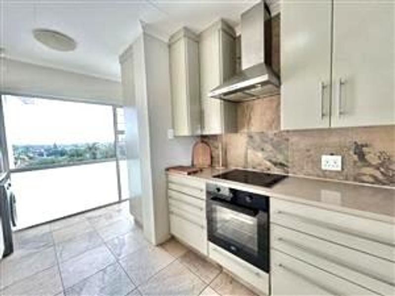 Exclusive Coastal Retreat with Lagoon and Ocean Views - Aston Bay, Jeffreys Bay - Photo 3
