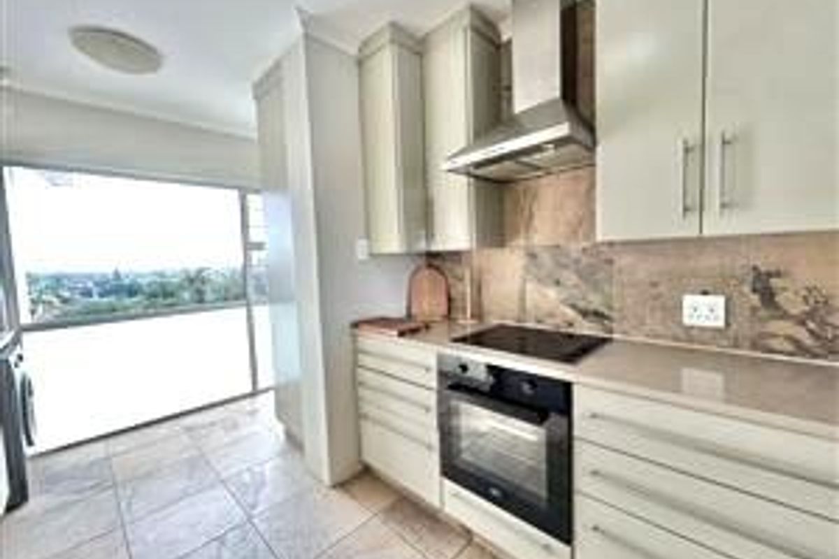 Exclusive Coastal Retreat with Lagoon and Ocean Views - Aston Bay, Jeffreys Bay - Photo 3