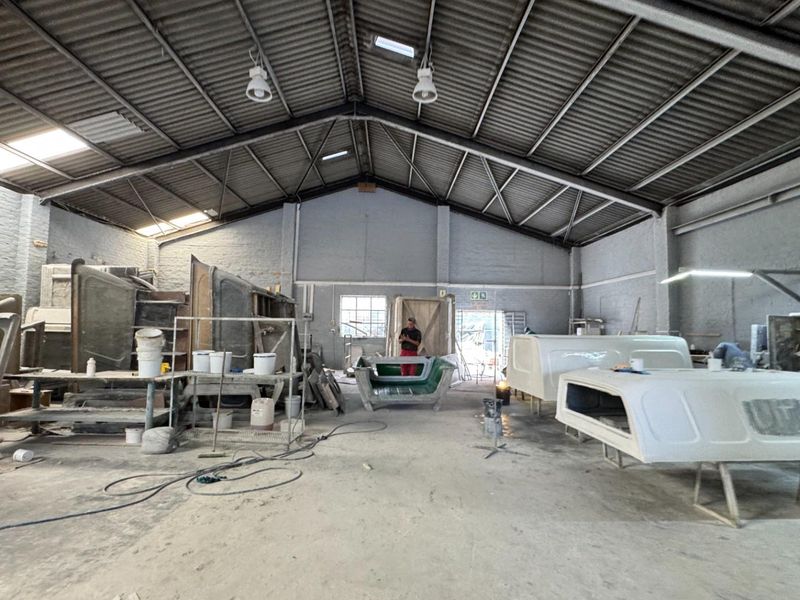 586m2 Industrial Property To Let in Montague Gardens | Yard Space - Photo 6