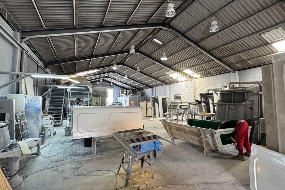586m2 Industrial Property To Let in Montague Gardens | Yard Space - Photo 5