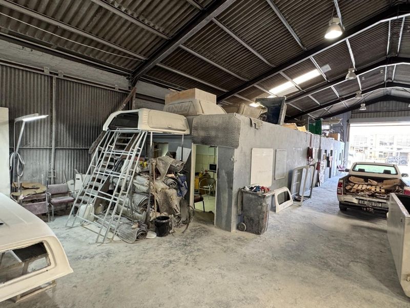 586m2 Industrial Property To Let in Montague Gardens | Yard Space - Photo 10