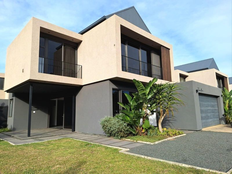 Sustainable 3 bedroom home at Elaleni Coastal Forest Estate, Ballito - Photo 2