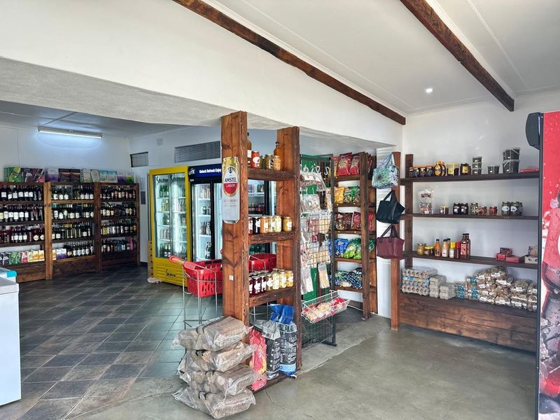 Fully Equipped Butchery and Liquor Store For Sale in Wakkerstroom. - Photo 9