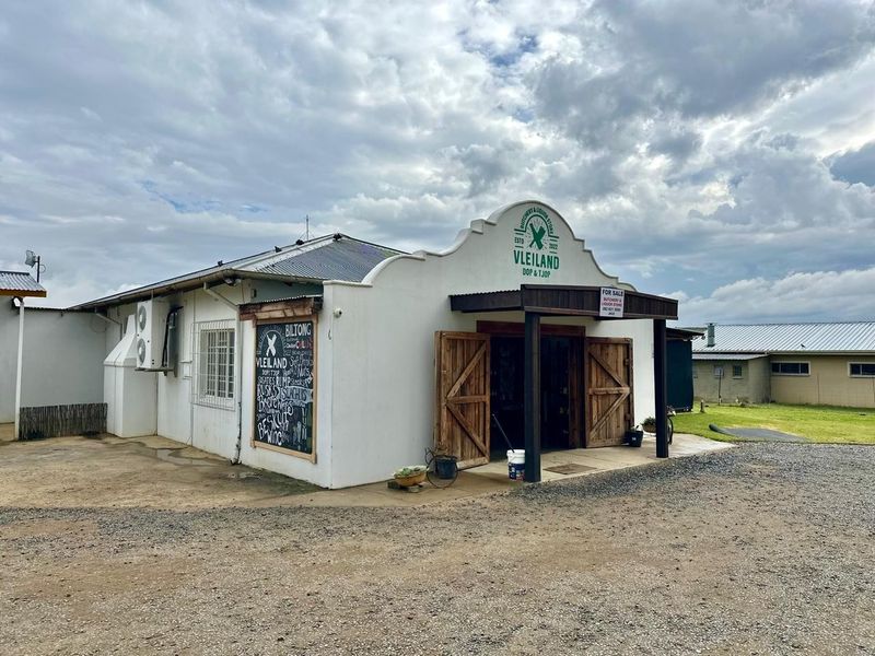 Fully Equipped Butchery and Liquor Store For Sale in Wakkerstroom. - Photo 4
