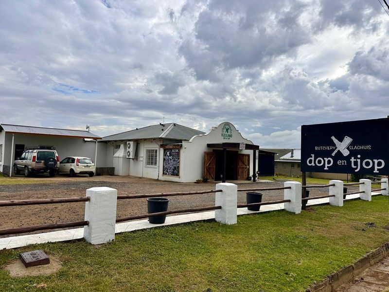 Fully Equipped Butchery and Liquor Store For Sale in Wakkerstroom. - Photo 2
