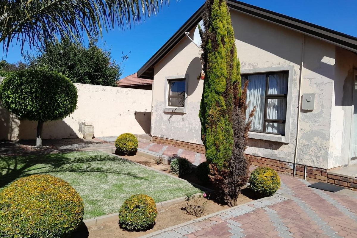 House For Sale in Rabie Ridge, Midrand - Photo 3