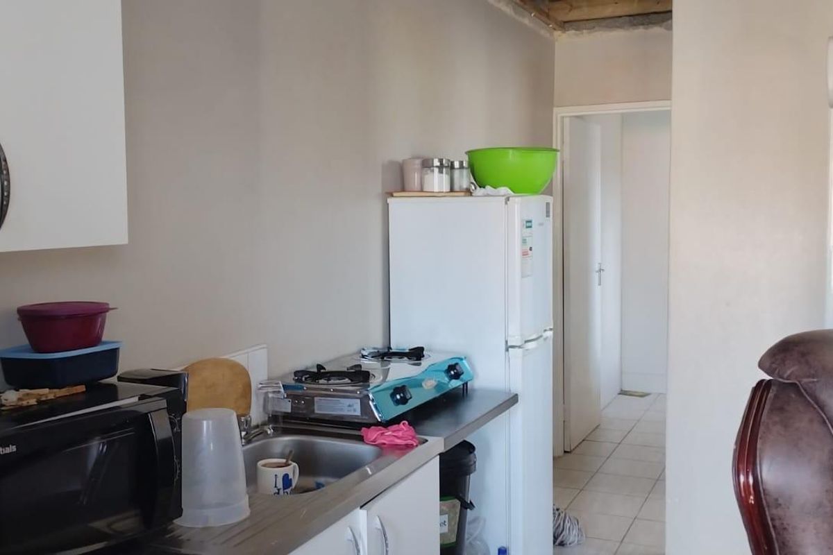 House For Sale in Walmer Link Port Elizabeth Eastern Cape - Photo 5