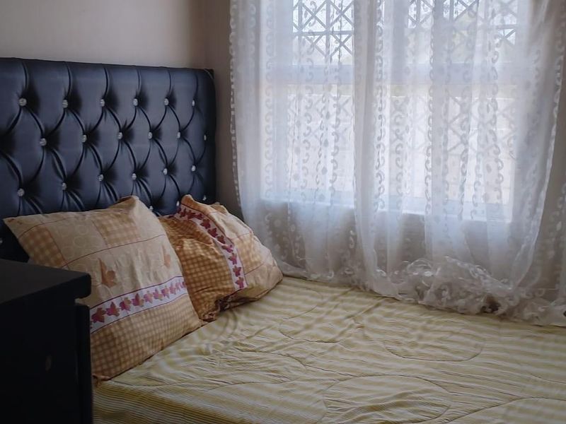 House For Sale in Walmer Link Port Elizabeth Eastern Cape - Photo 9