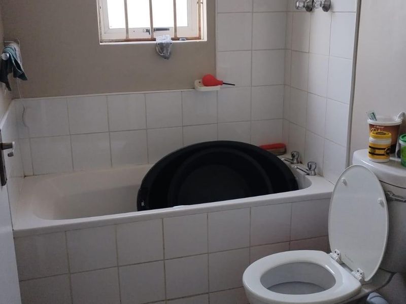 House For Sale in Walmer Link Port Elizabeth Eastern Cape - Photo 7