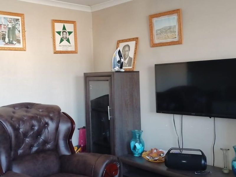 House For Sale in Walmer Link Port Elizabeth Eastern Cape - Photo 6