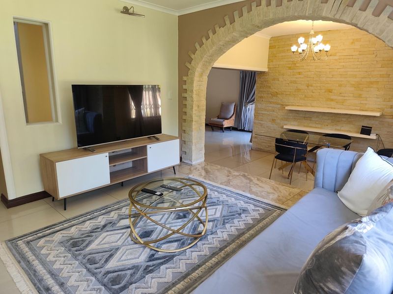 3 Bed 4 Baths Cluster - Sandown - Photo 3