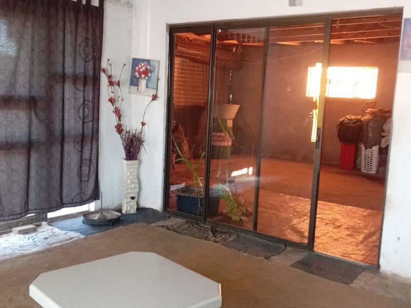 Spectacular Family Home For Sale in Soshanguve XX, Soshanguve - Photo 7