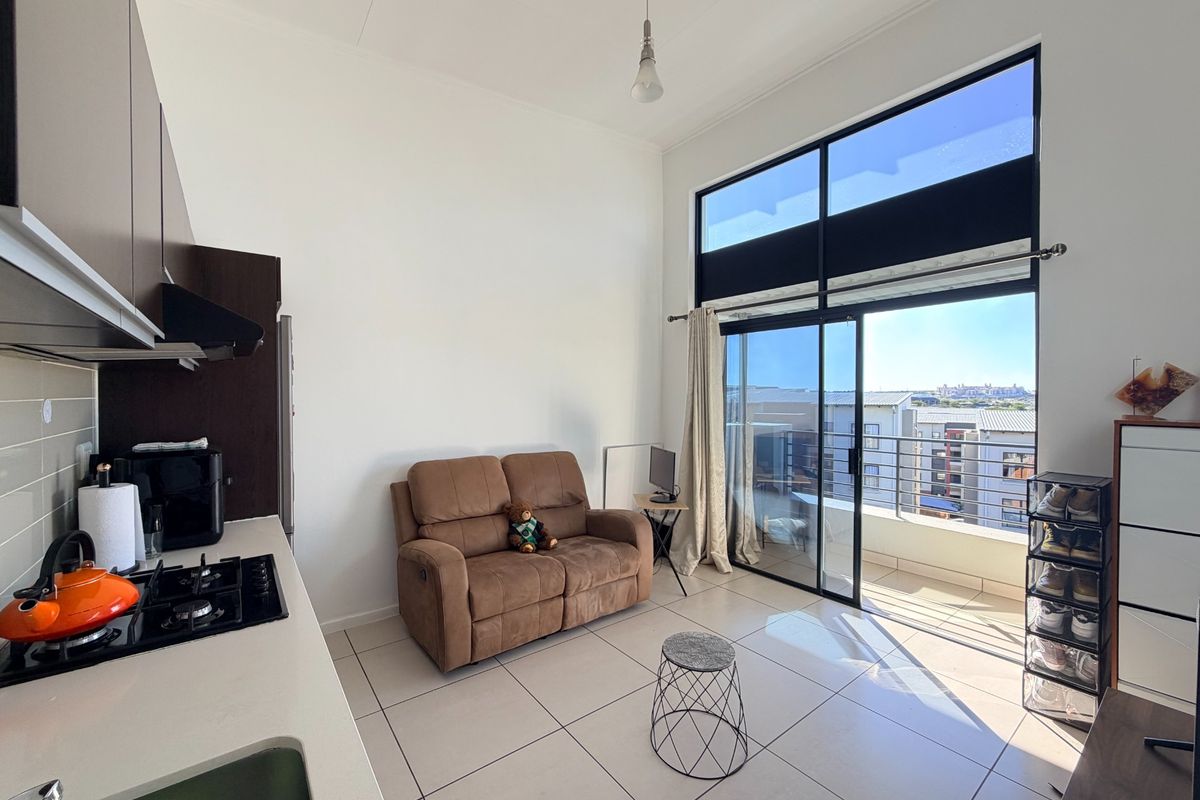 Apartment For Sale in Fourways, Sandton - Photo 3
