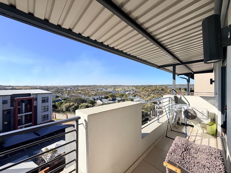 Apartment For Sale in Fourways, Sandton - Photo 8