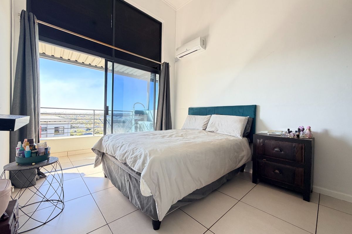 Apartment For Sale in Fourways, Sandton - Photo 4