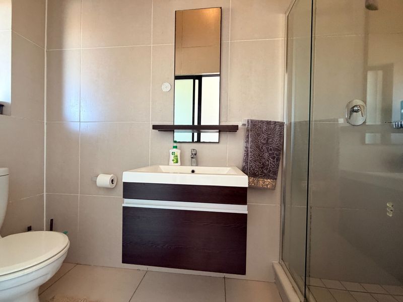 Apartment For Sale in Fourways, Sandton - Photo 5