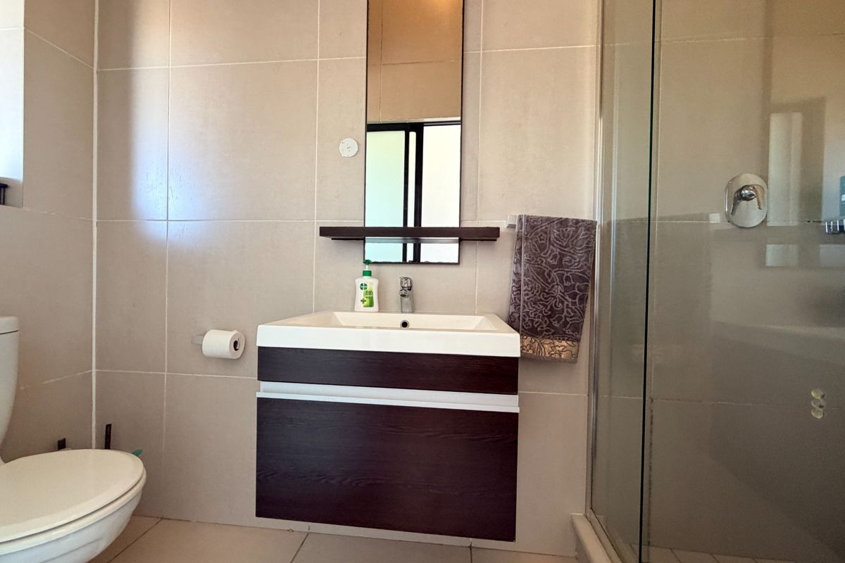 Apartment For Sale in Fourways, Sandton - Photo 5