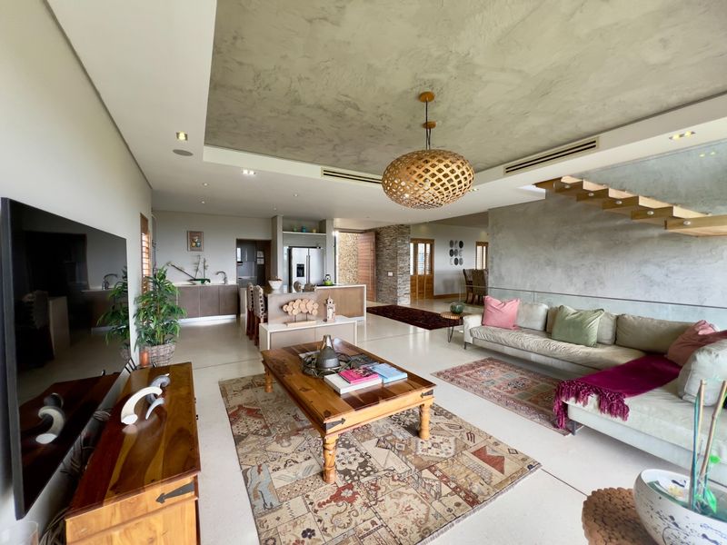 EXCLUSIVE LUXURY SEA LA VIEW  FOR RENTAL -COASTAL LIVING IN BRETTENWOOD COASTAL ESTATE - Photo 2
