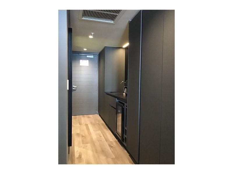 Studio Apartment To Rent in The Rockefeller - Photo 10