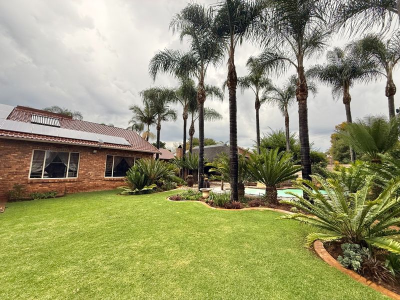 BEAUTIFUL 3 BEDROOM HOUSE SOLD ALREADY in Erasmuskloof, Pretoria - Photo 5