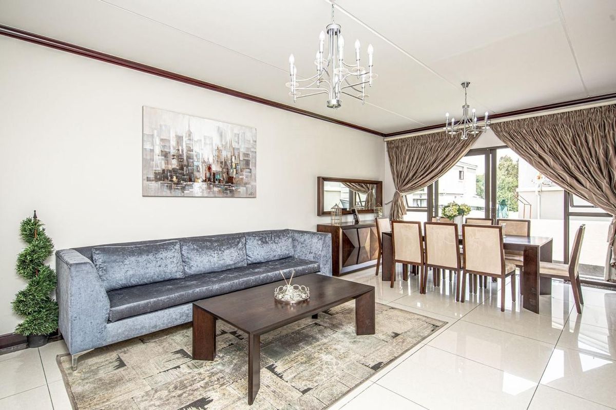 Cluster To Rent in Fourways, Sandton - Photo 5