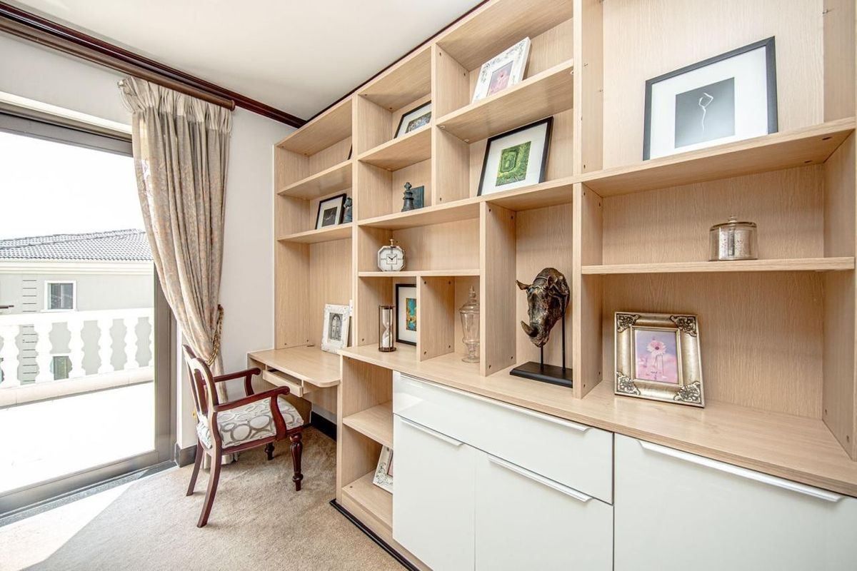 Cluster To Rent in Fourways, Sandton - Photo 4