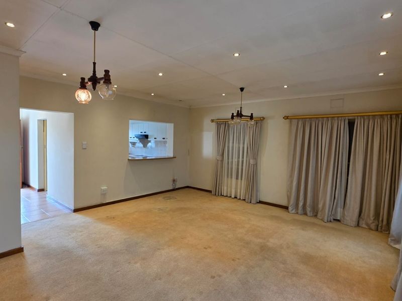 Townhouse For Sale in Lincoln Meade, Pietermaritzburg, KwaZulu Natal - Photo 2