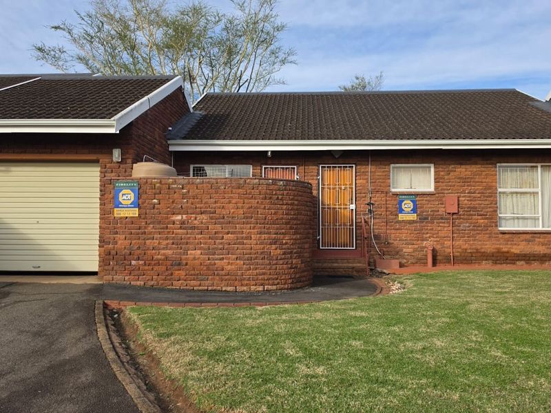 Townhouse For Sale in Lincoln Meade, Pietermaritzburg, KwaZulu Natal - Photo 3