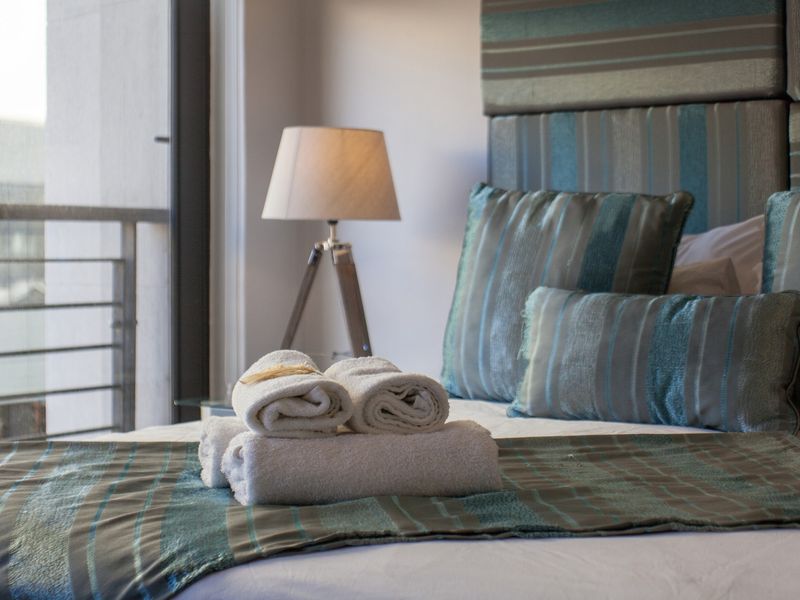 Apartment To Rent in Cape Town City Centre, Cape Town - Photo 4