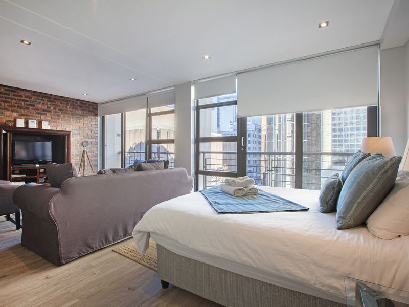 Apartment To Rent in Cape Town City Centre, Cape Town - Photo 3