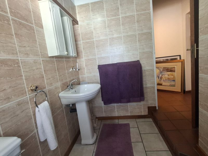 Cottage To Rent in Linden, Randburg - Photo 9