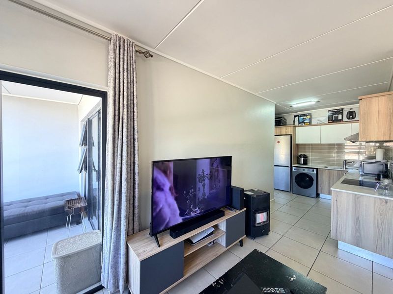 1 Bedroom Apartment/ Flat to rent in Linbro Park - Photo 7