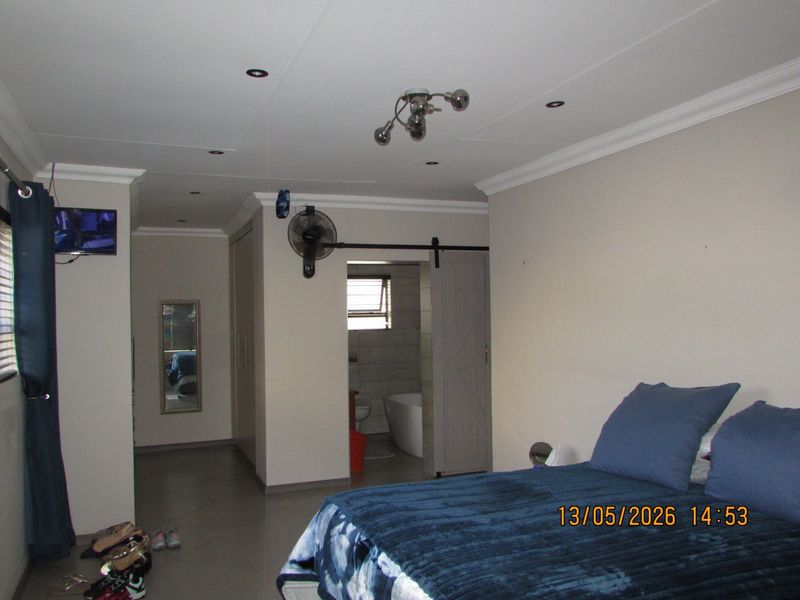 House For Sale in Erasmus, Bronkhorstspruit - Photo 9