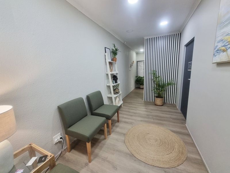 Medical Office for Rent in Prime Location - Photo 4