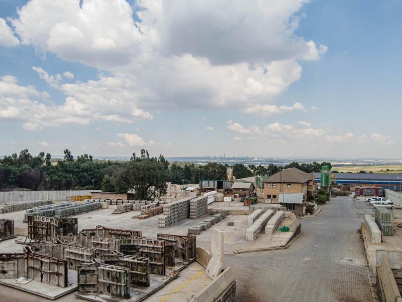 Industrial Property For Sale in Chloorkop Kempton Park Gauteng - Photo 2
