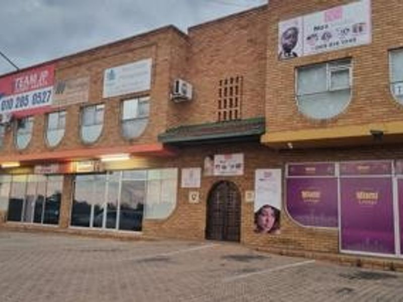 Commercial Property For Sale in Aston Manor Kempton Park Gauteng - Photo 3
