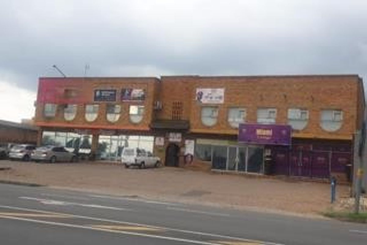 Commercial Property For Sale in Aston Manor Kempton Park Gauteng - Photo 2