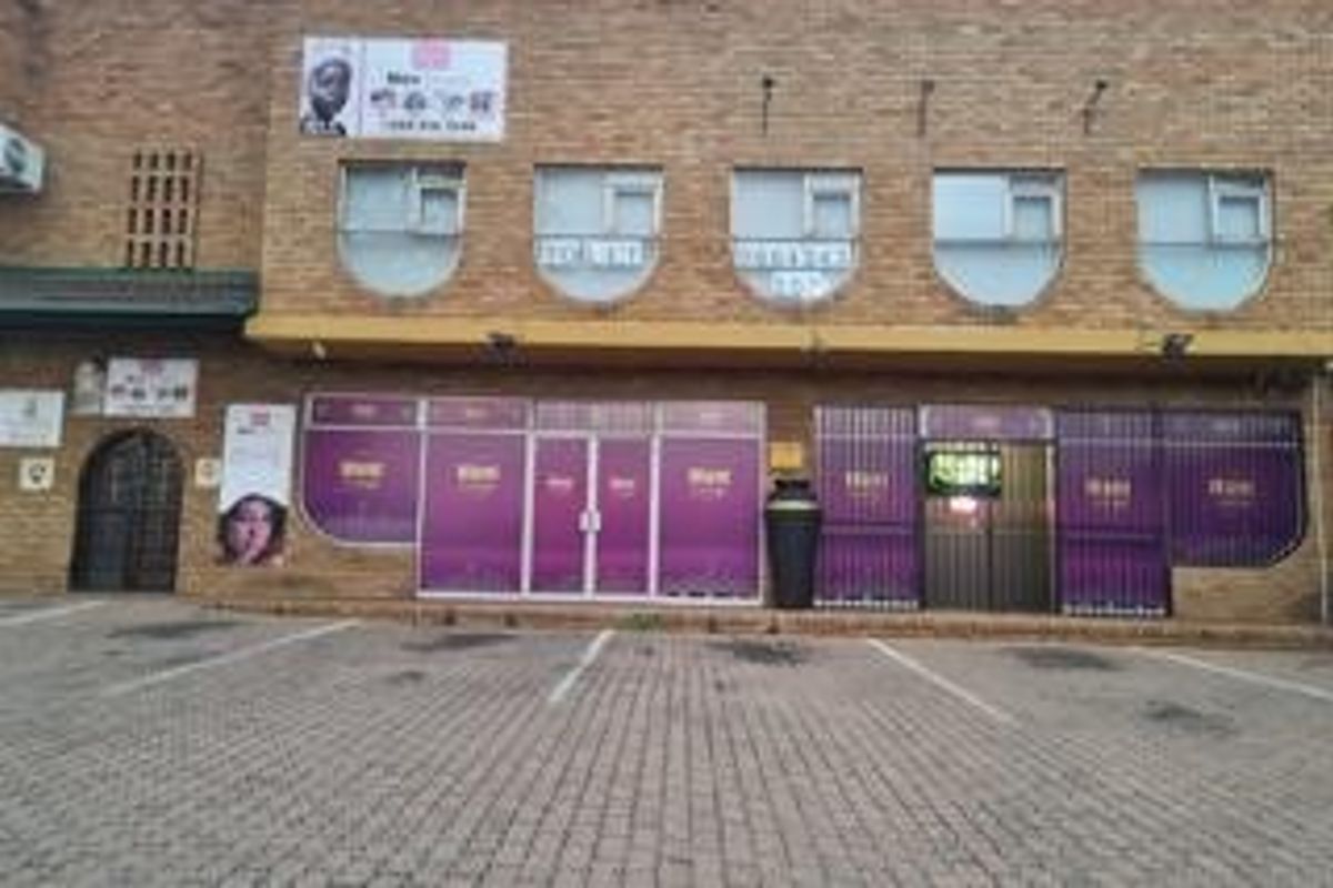 Commercial Property For Sale in Aston Manor Kempton Park Gauteng - Photo 4