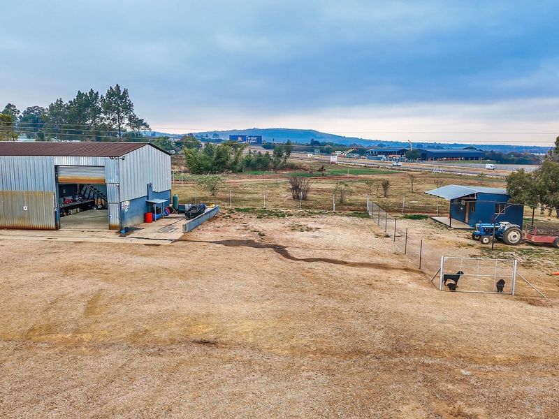 Well-equipped diesel depot on a busy highway with extra land for further development - Photo 10