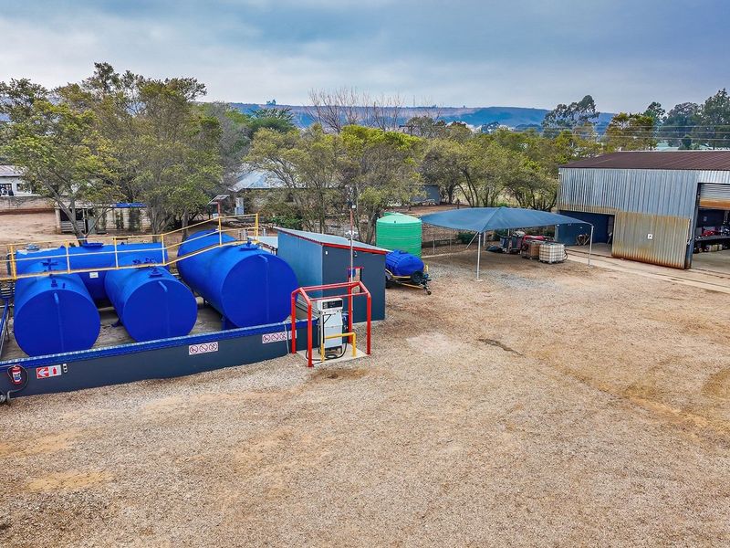 Well-equipped diesel depot on a busy highway with extra land for further development - Photo 8