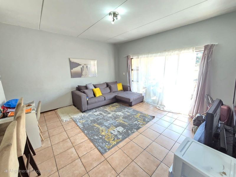 Spacious 2 Bed Apartment To Rent in Lonehill, Sandton - Photo 6