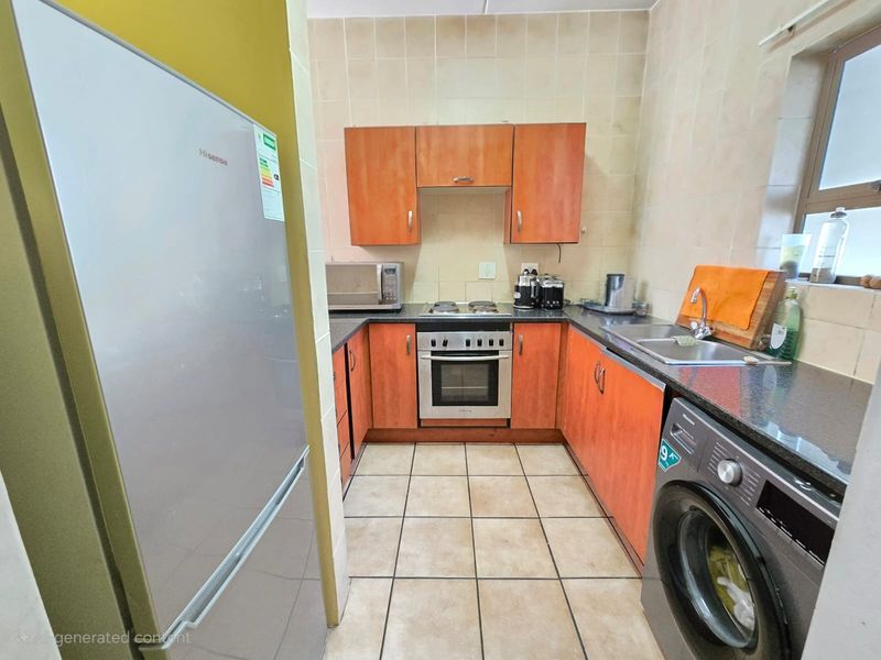 Spacious 2 Bed Apartment To Rent in Lonehill, Sandton - Photo 4