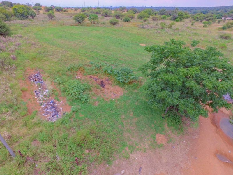 Lucrative investment opportunity - 128 hectare fertile agricultural land - Photo 9