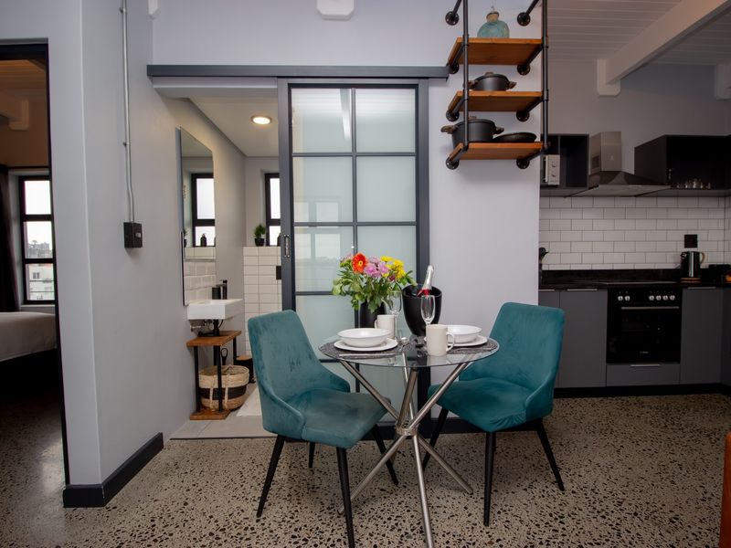Modern Coastal Living - Furnished Apartment with partial Sea Views - Photo 10