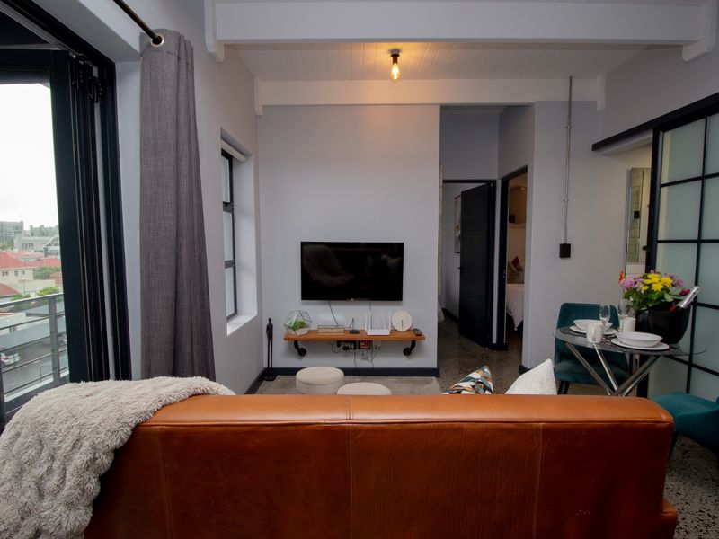 Modern Coastal Living - Furnished Apartment with partial Sea Views - Photo 5