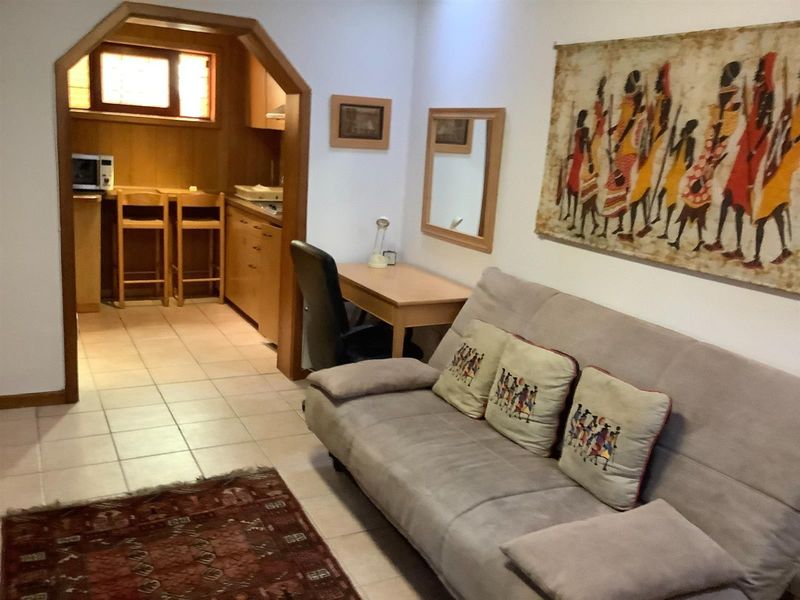 Charming Furnished Apartment Minutes from Camps Bay Beach - Photo 6