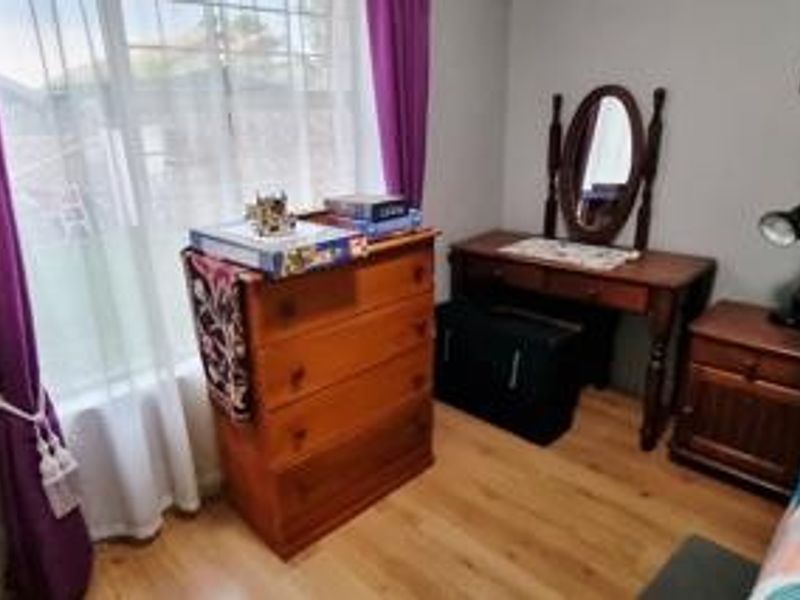 Spacious 4 Bedroom Cluster - Excellent Value in Glen Marais - Photo 10